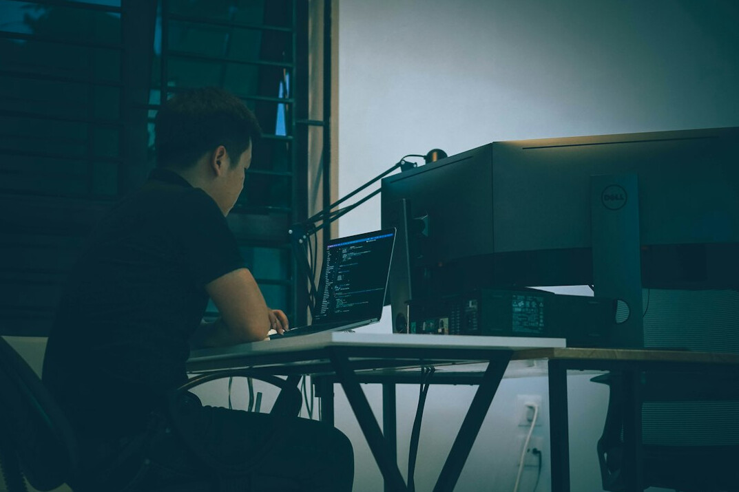 japanese developer working remotely